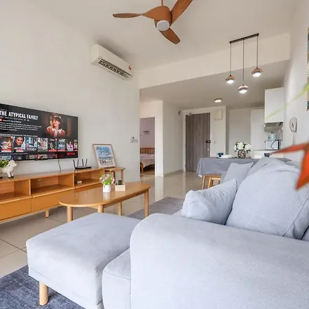 Continew Comfy 2Br For 1-6Pax, Trx City View